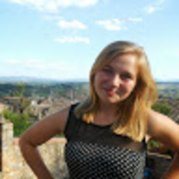 Meet your Posher, Amber - Picture 1 of 1